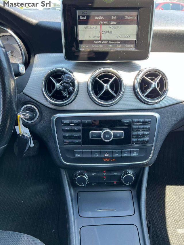 MERCEDES-BENZ GLA 220 GLA-X156 2014 d (cdi) Sport 4matic 170cv auto - EV