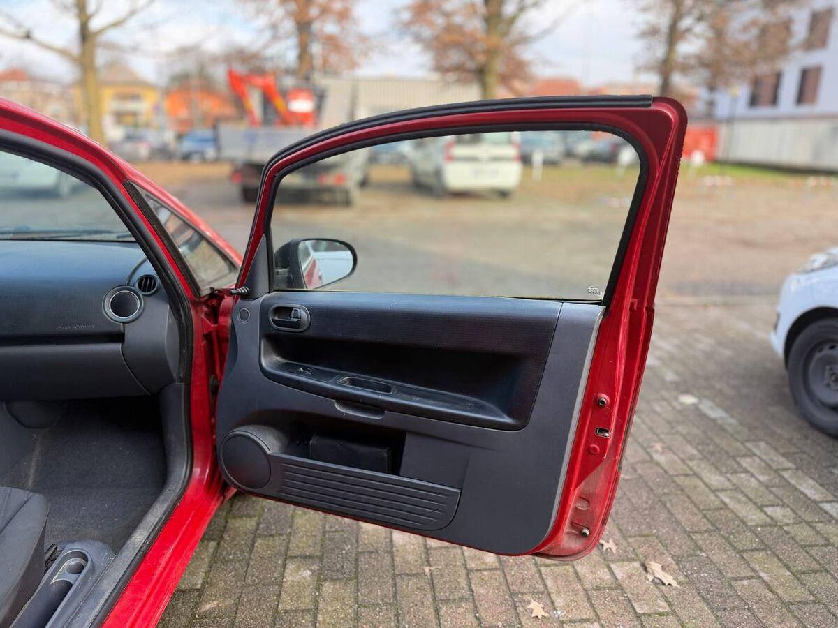 Mitsubishi Colt VIII 2004 CZ3 1.1 12v Inform