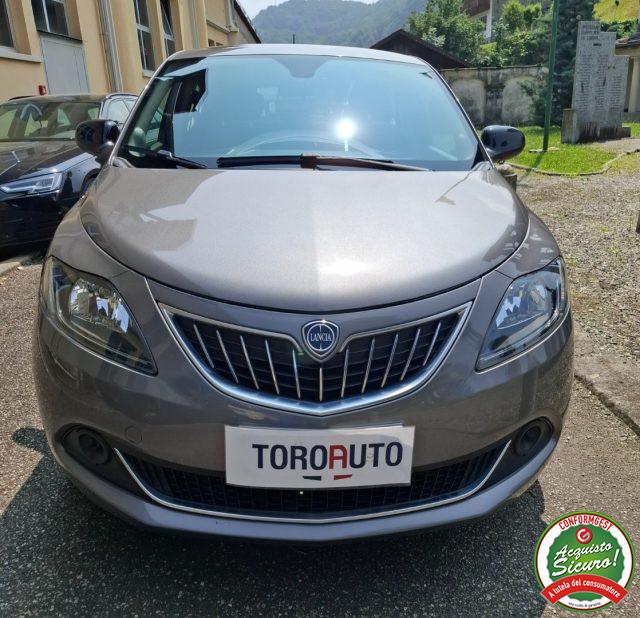 LANCIA Ypsilon 1.0 FireFly 5 porte S&S Hybrid Ecochic Silver
