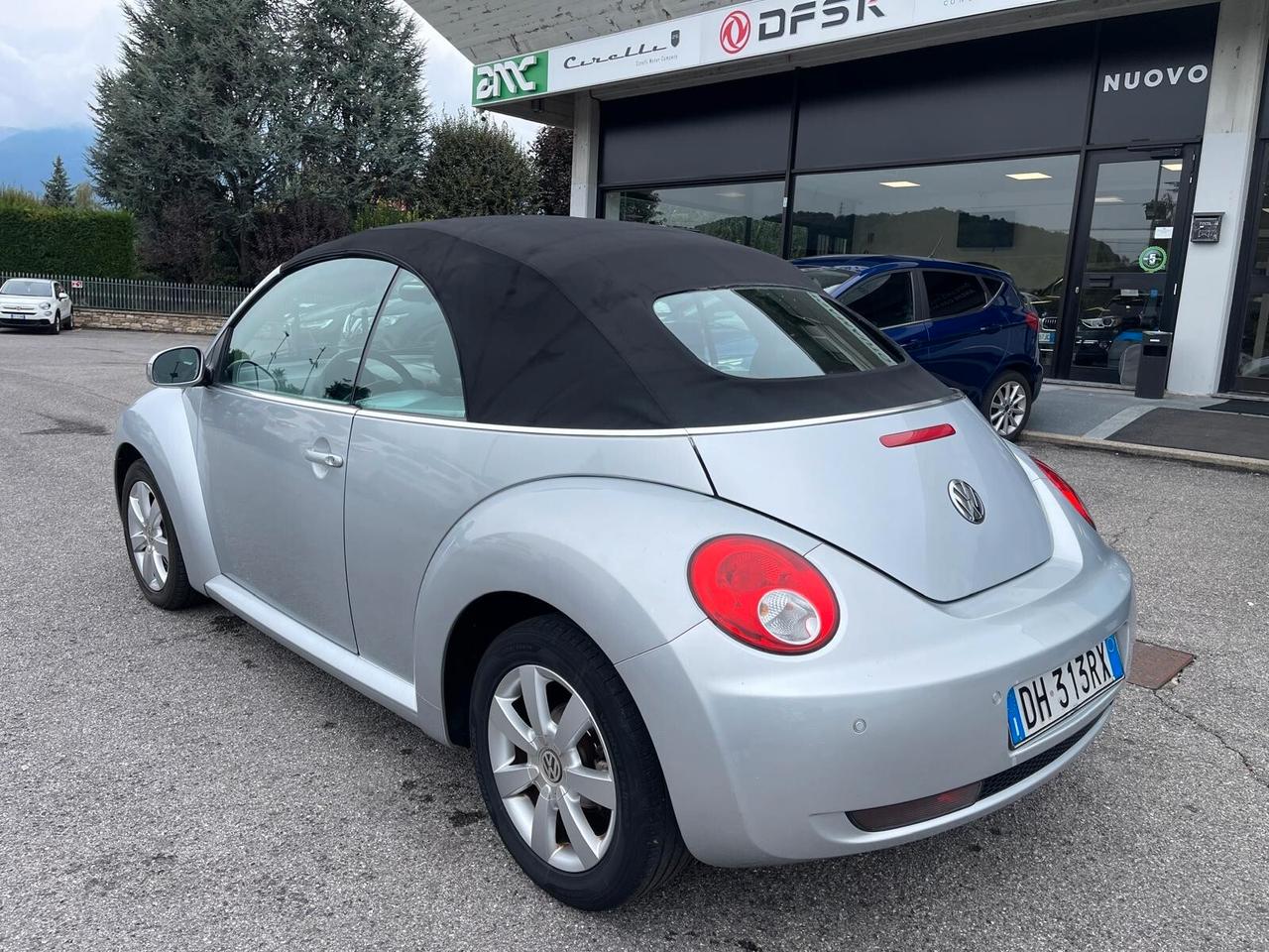 Volkswagen New Beetle 1.6 Cabrio