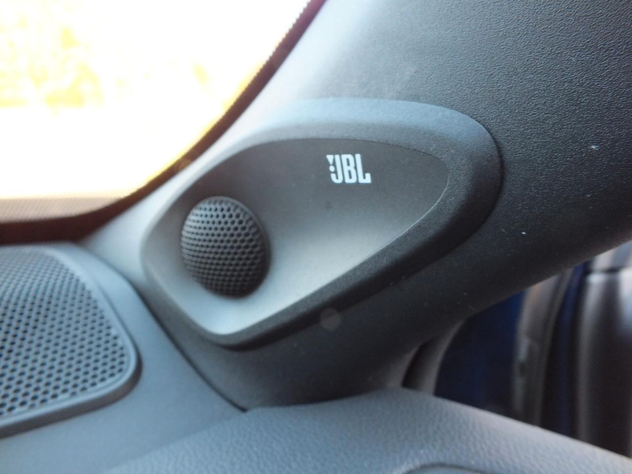 TOYOTA YARIS CROSS 1.5 HYBRID 4X4 AUTOCARRO N1 + IVA