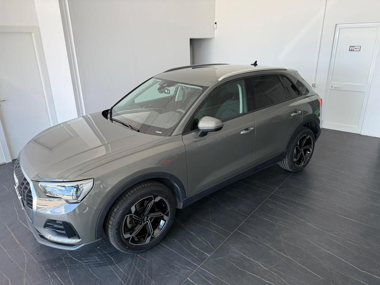 Audi Q3 35 TDI S tronic Business Advanced