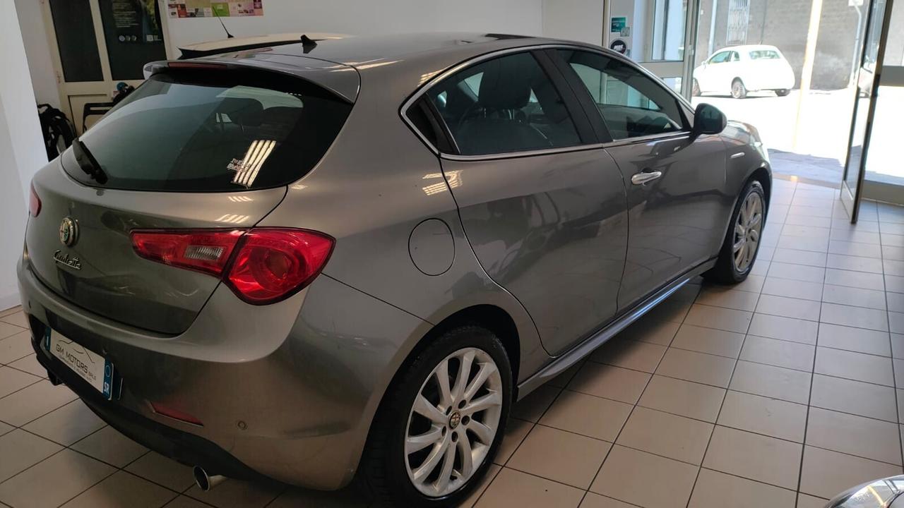 Alfa Romeo Giulietta 2.0 JTDm-2 140 CV Distinctive