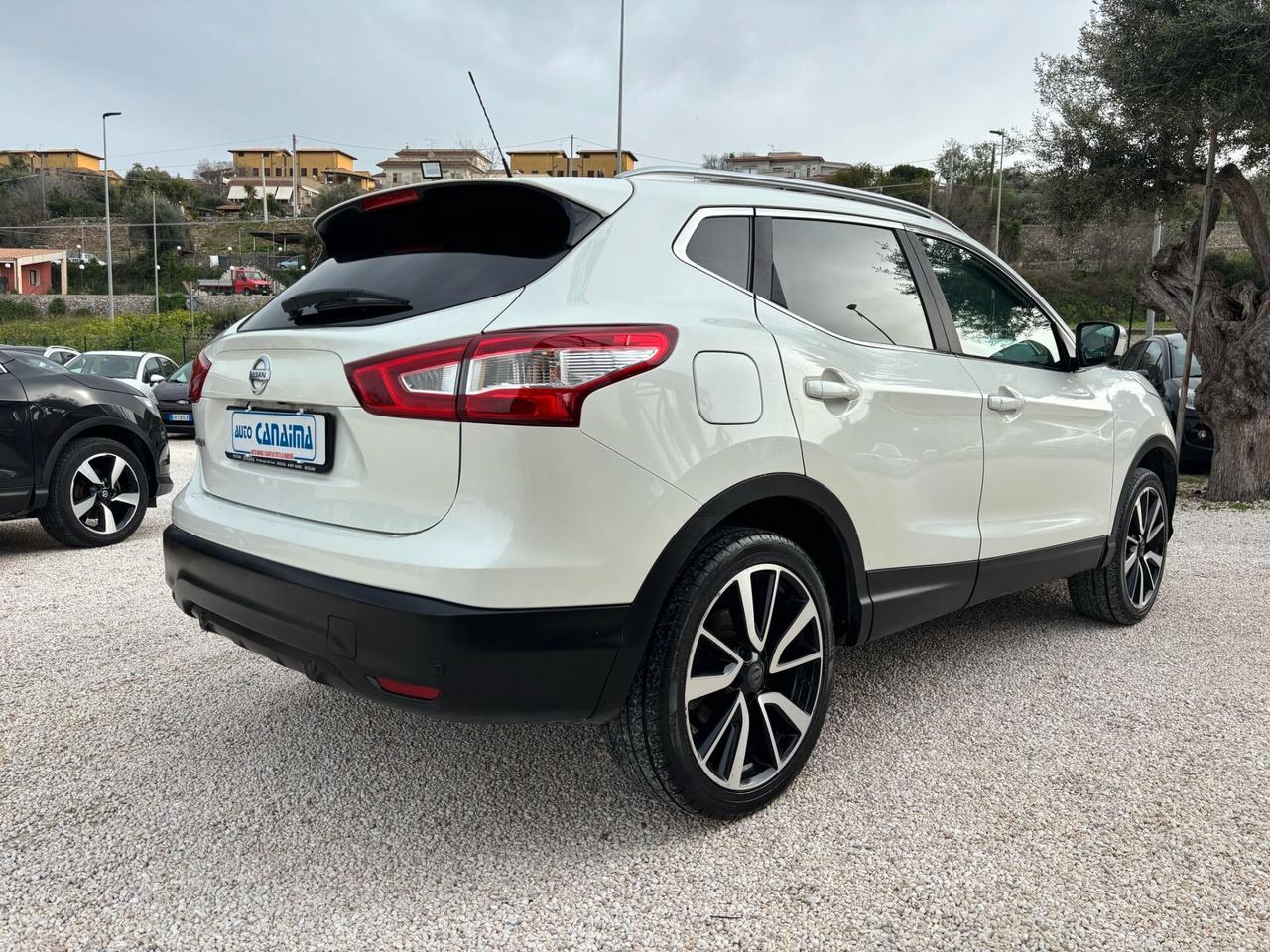 NISSAN QASHQAI 1.6 DCI AUTOMATIC - 2016