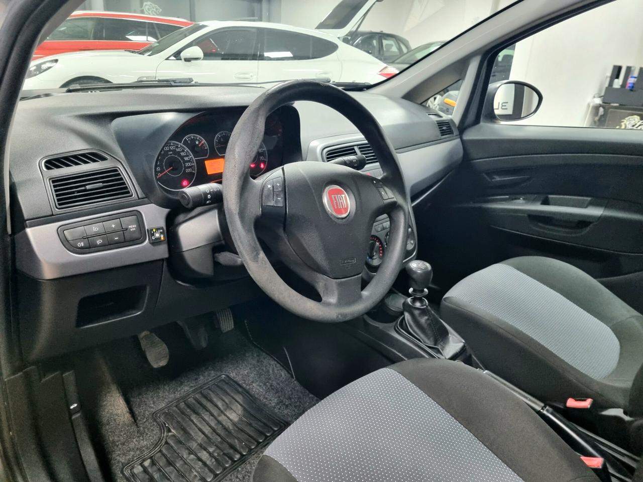 FIAT GRANDE PUNTO 1.2 BENZ/GPL 69CV 5p. ACTUAL