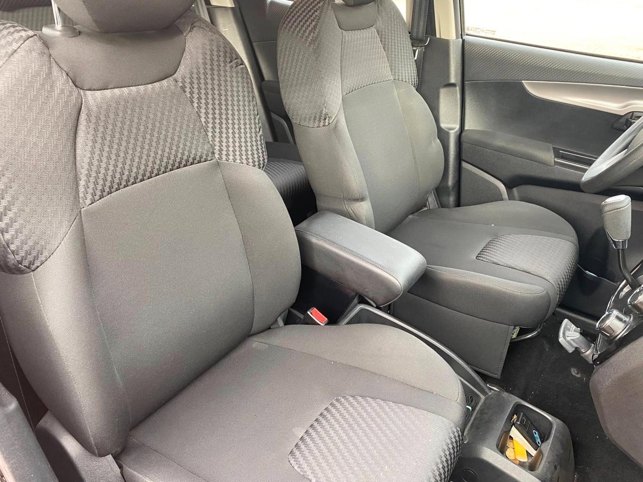 MAHINDRA KUV 100 FULL OPTIONAL 1.2cc