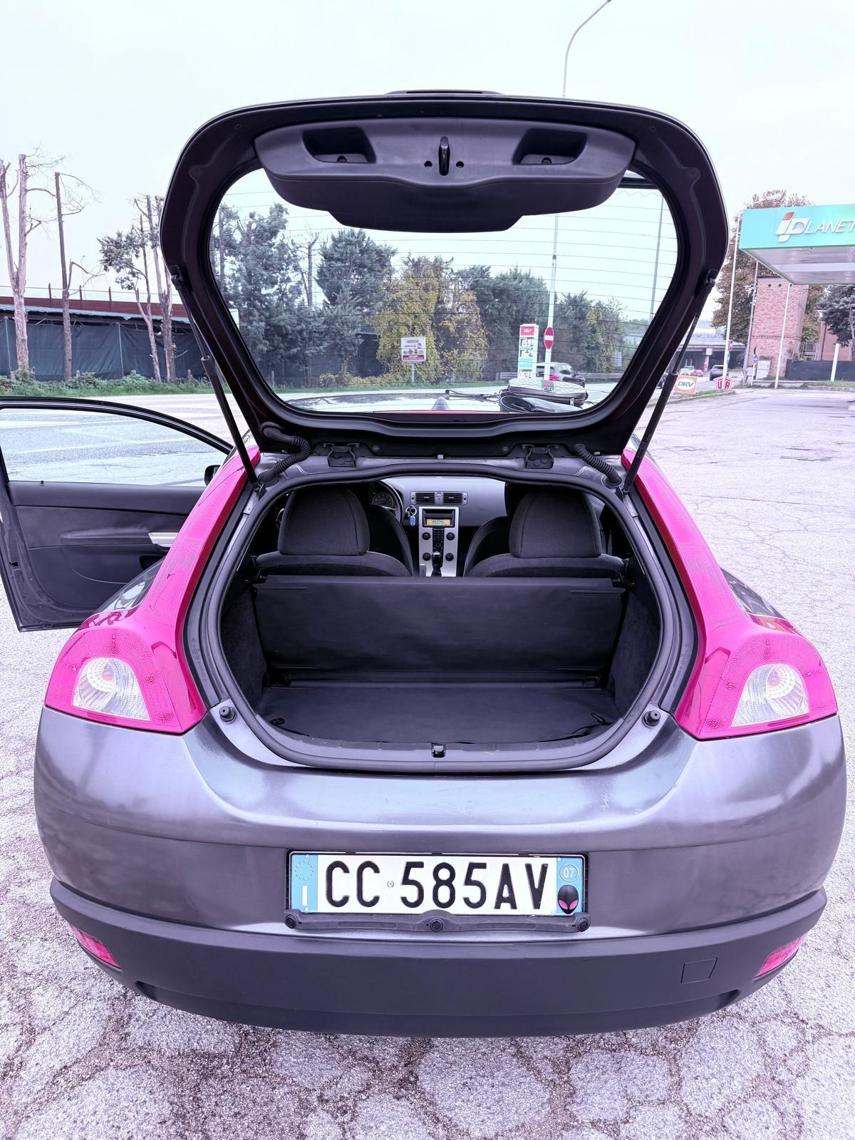 Volvo C30 1.6 benzina Ok neopatentati