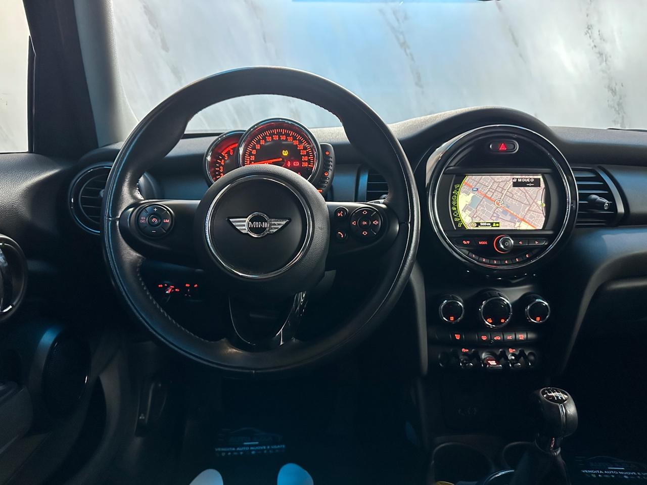 Mini 1.5 Cooper D Business