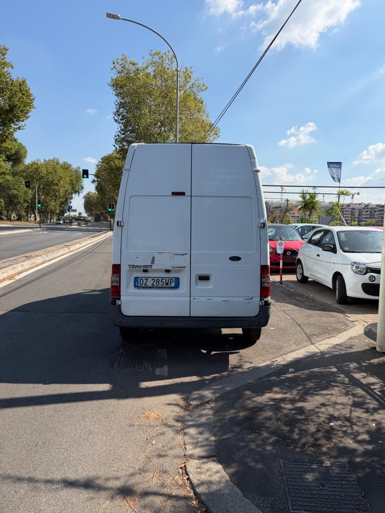 Ford Transit Courier 350l VAN 2.2.