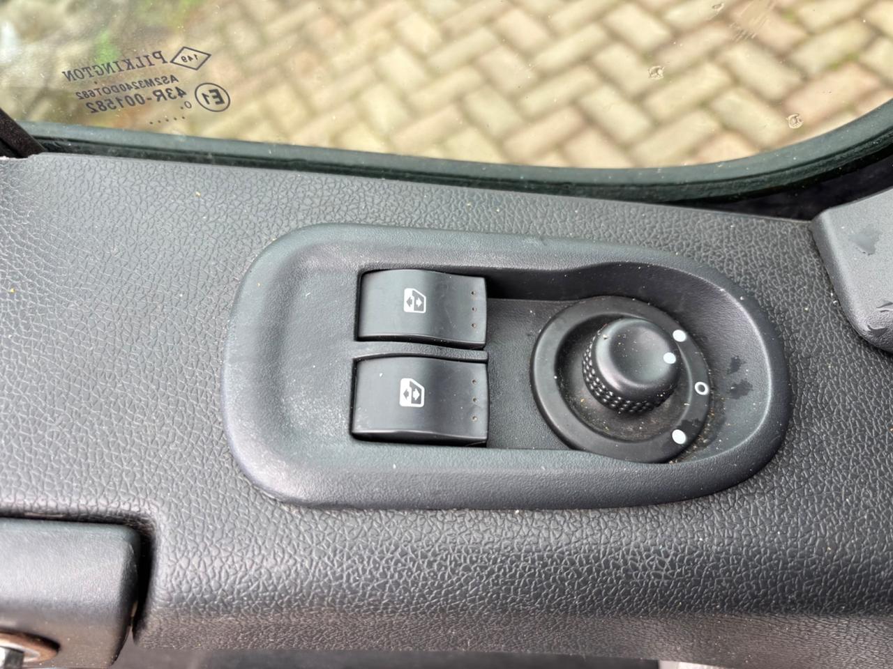 Renault Master T35 2.3 dCi/125