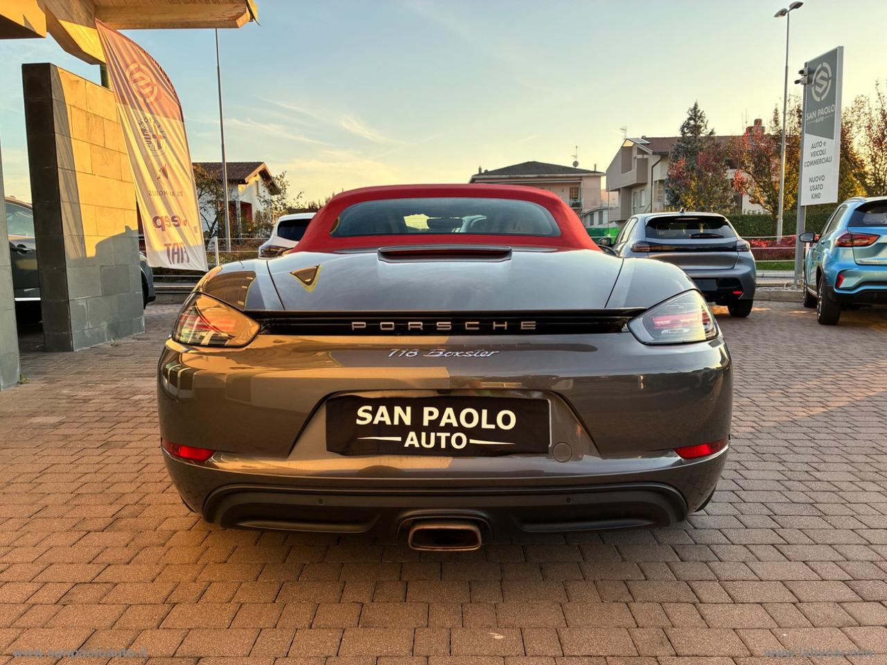 PORSCHE 718 Boxster