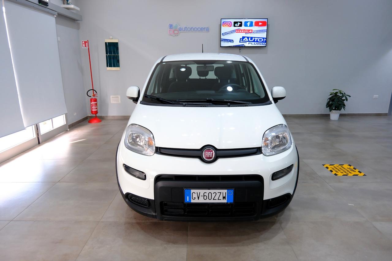 Fiat Panda Cross 1000 HYBRID 70cv CARPLAY