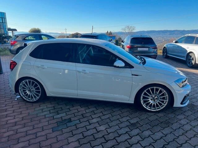 Volkswagen Polo 5p 1.6 tdi 95cv, R-line, 18", Led, Carplay, DeFAP, Neopatentati