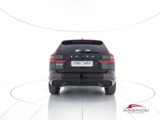 VOLVO XC60 Mild Hybrid B4 (d) AWD automatico Plus Dark