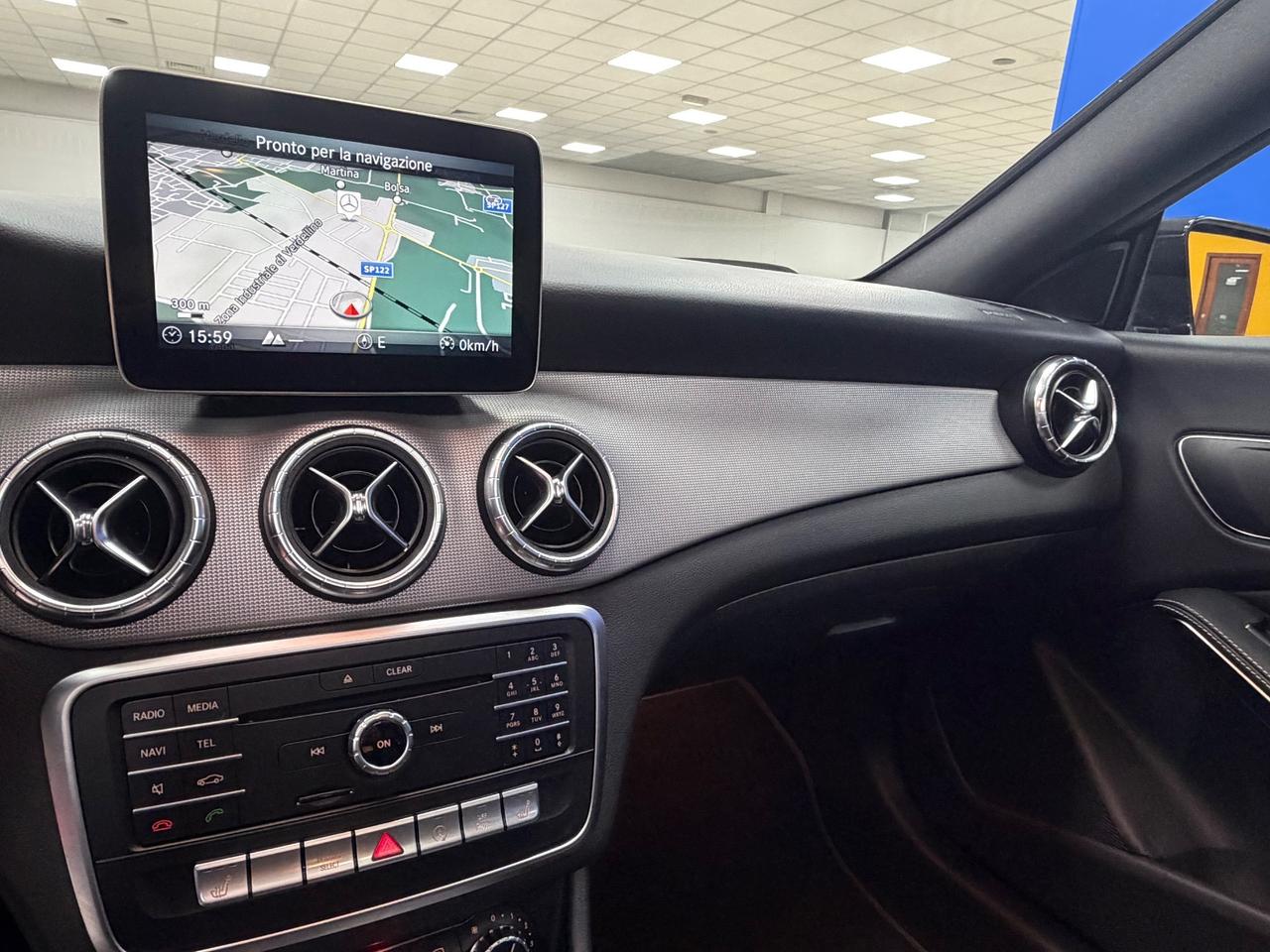 Mercedes-benz CLA 180 122 CV*TETTO APRIBILE*FARI LED*STORICO SERVICE MB