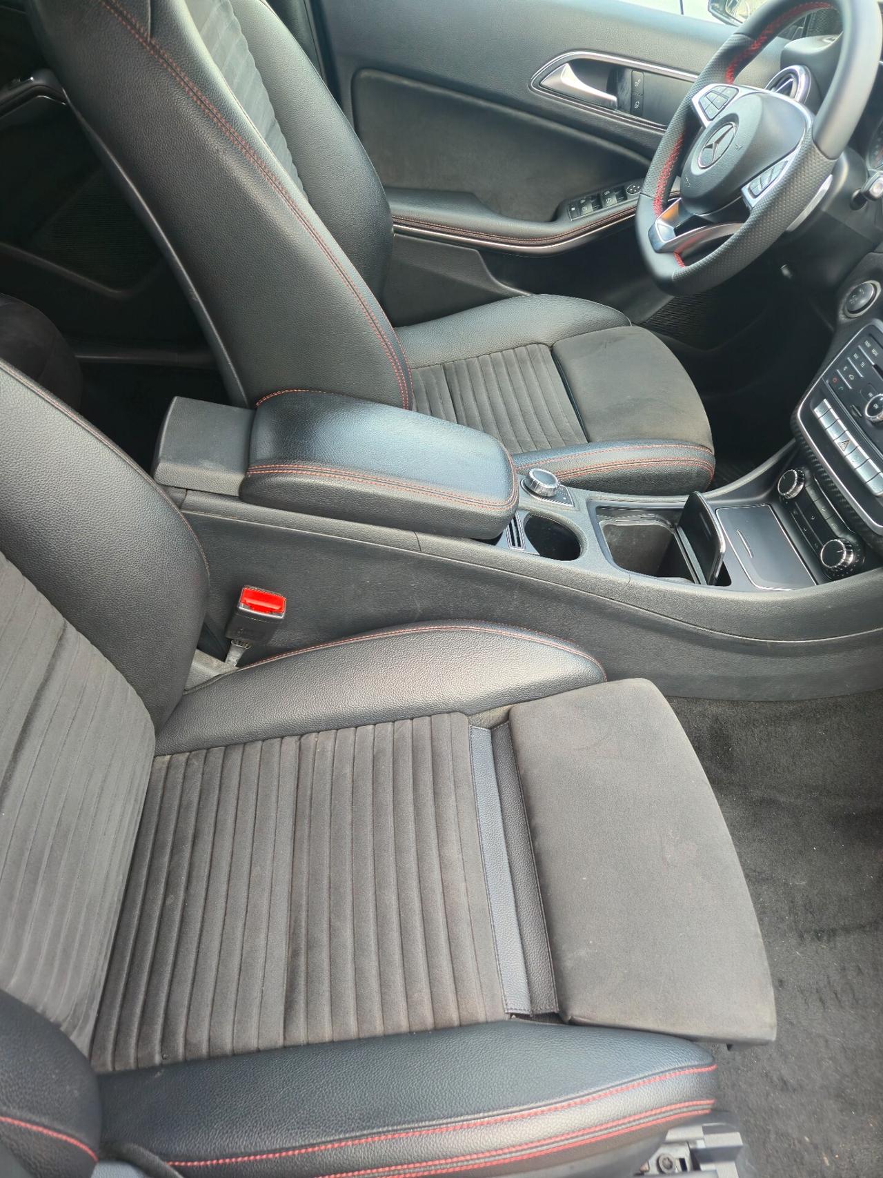 Mercedes-benz A 200 d Automatic Premium