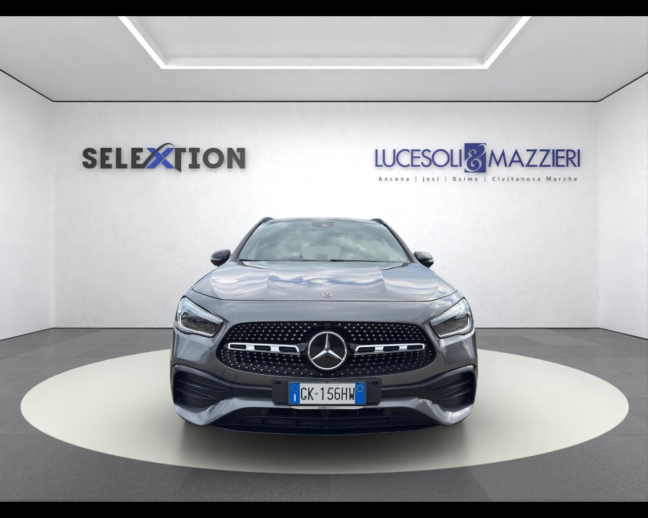 Mercedes-Benz GLA (H247) - GLA 180 d Automatic Premium