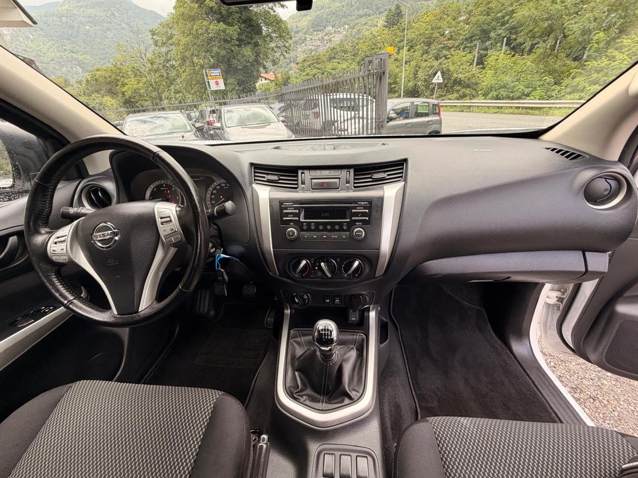Nissan Navara 2.3 dCi 4WD King Cab Acenta