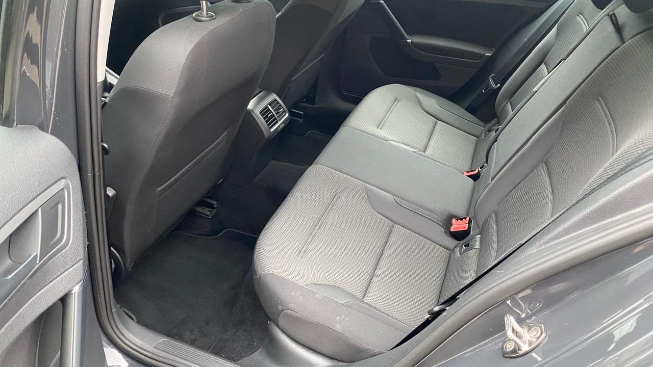 Volkswagen Golf Variant 1.6 TDI 115 CV Trendline BMT