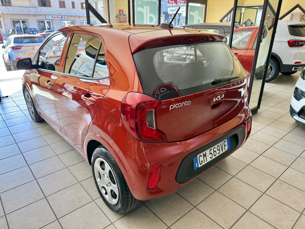 Kia Picanto 1.0 12V 5 porte Urban