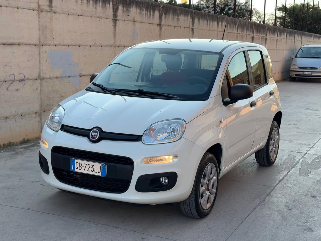 Fiat Panda 0.9 TwinAir Turbo Natural Power Lounge