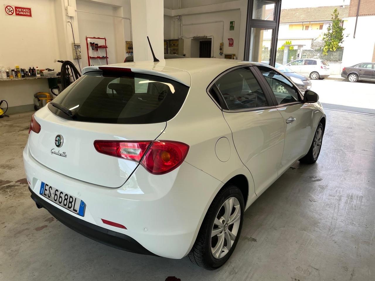 Alfa Romeo Giulietta 1.6 JTDm