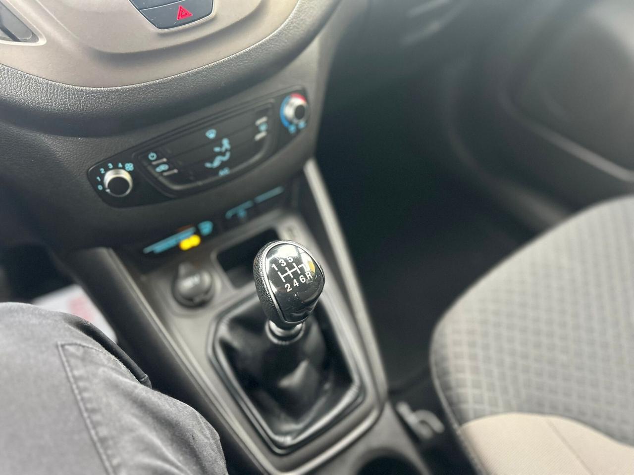 Ford Tourneo Courier 1.0 EcoBoost 100 CV S&S Sport