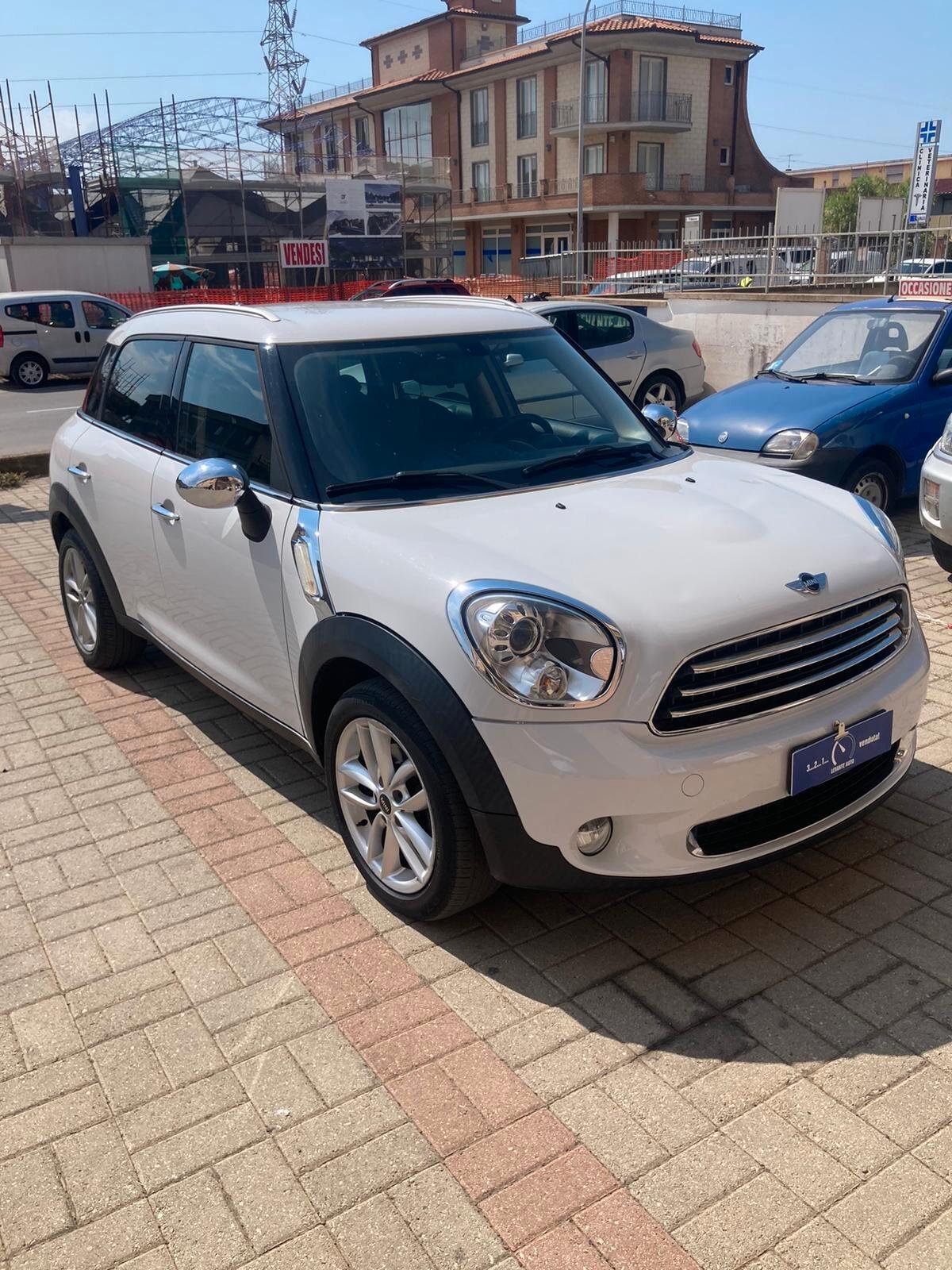 NEOPATENTATI MINI COUNTRYMAN 1.6 TDI