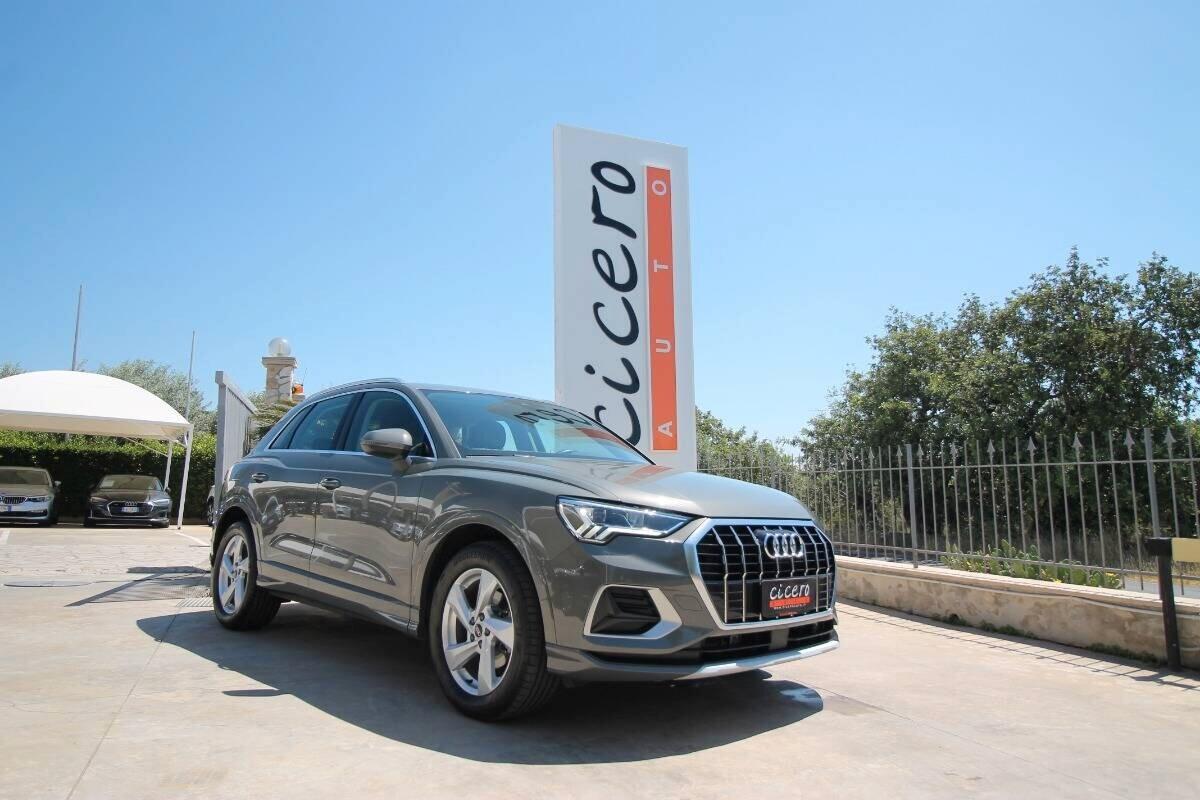 Audi Q3 35 TDI S tronic Business Advanced|2022