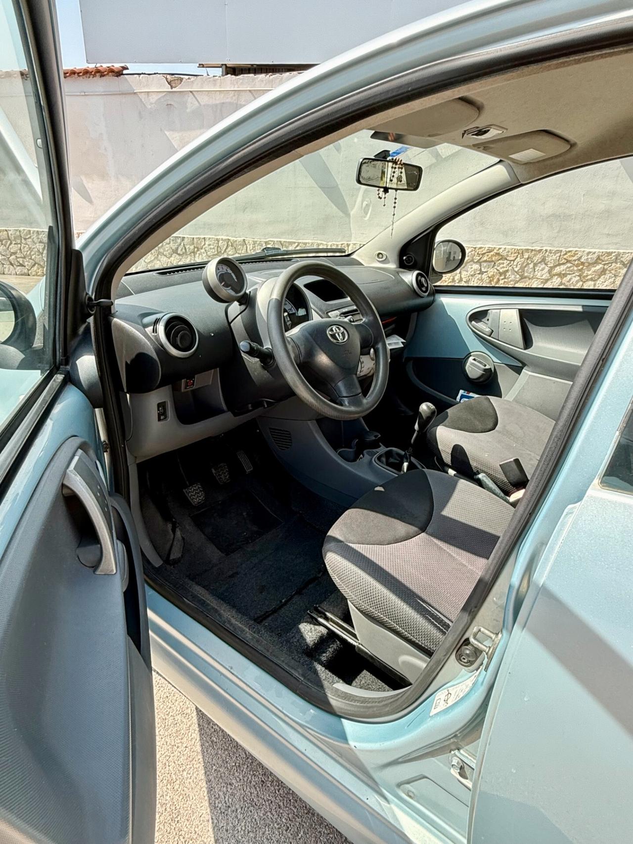 Toyota Aygo 1.0 12V VVT-i 5 porte