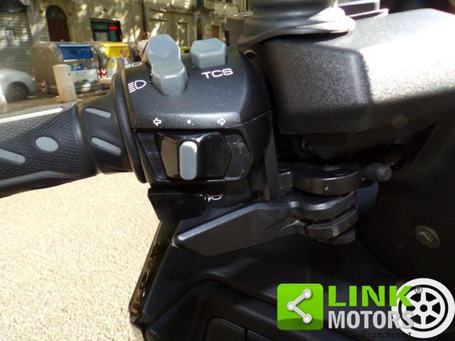 KYMCO Xciting 400i s 400 VS- ABS con TCS