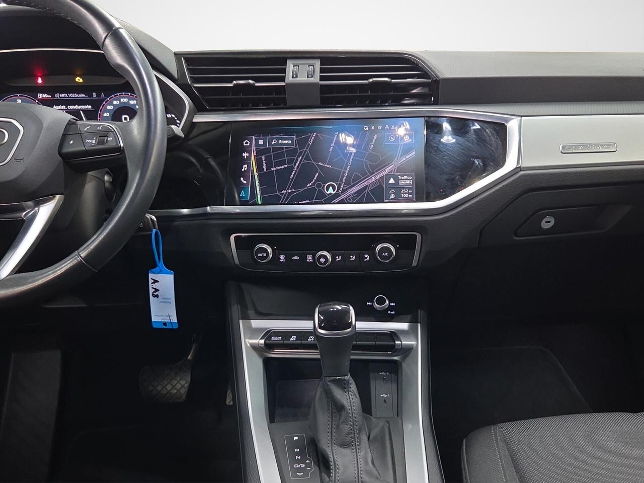 Audi Q3 SPORTBACK 35 TDI S tronic QUATTRO Business Plus