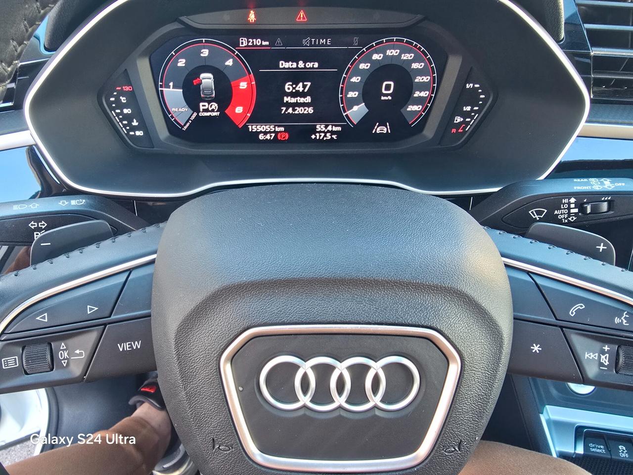Audi Q3 35 TDI S tronic Panorama