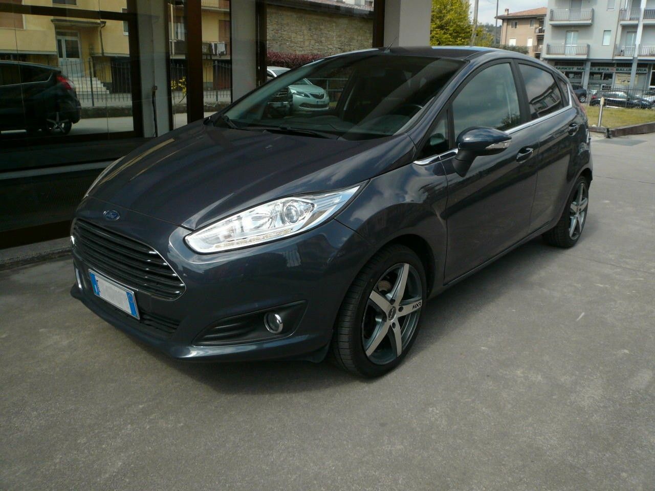 Ford Fiesta 1.5 TDCi 75CV 5 porte Titanium