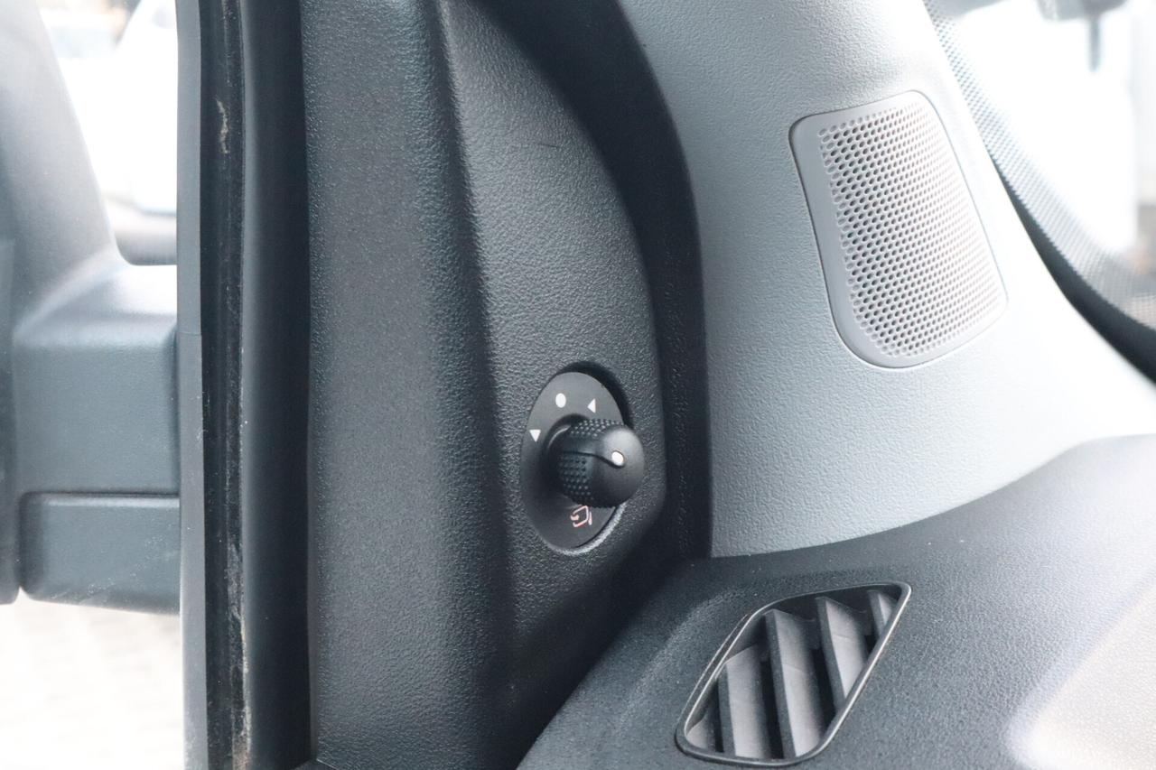 1.6 JTDM 100 CV 3 POSTI CAMERA NAVI SOLO 22.000KM! 14.850 + IVA