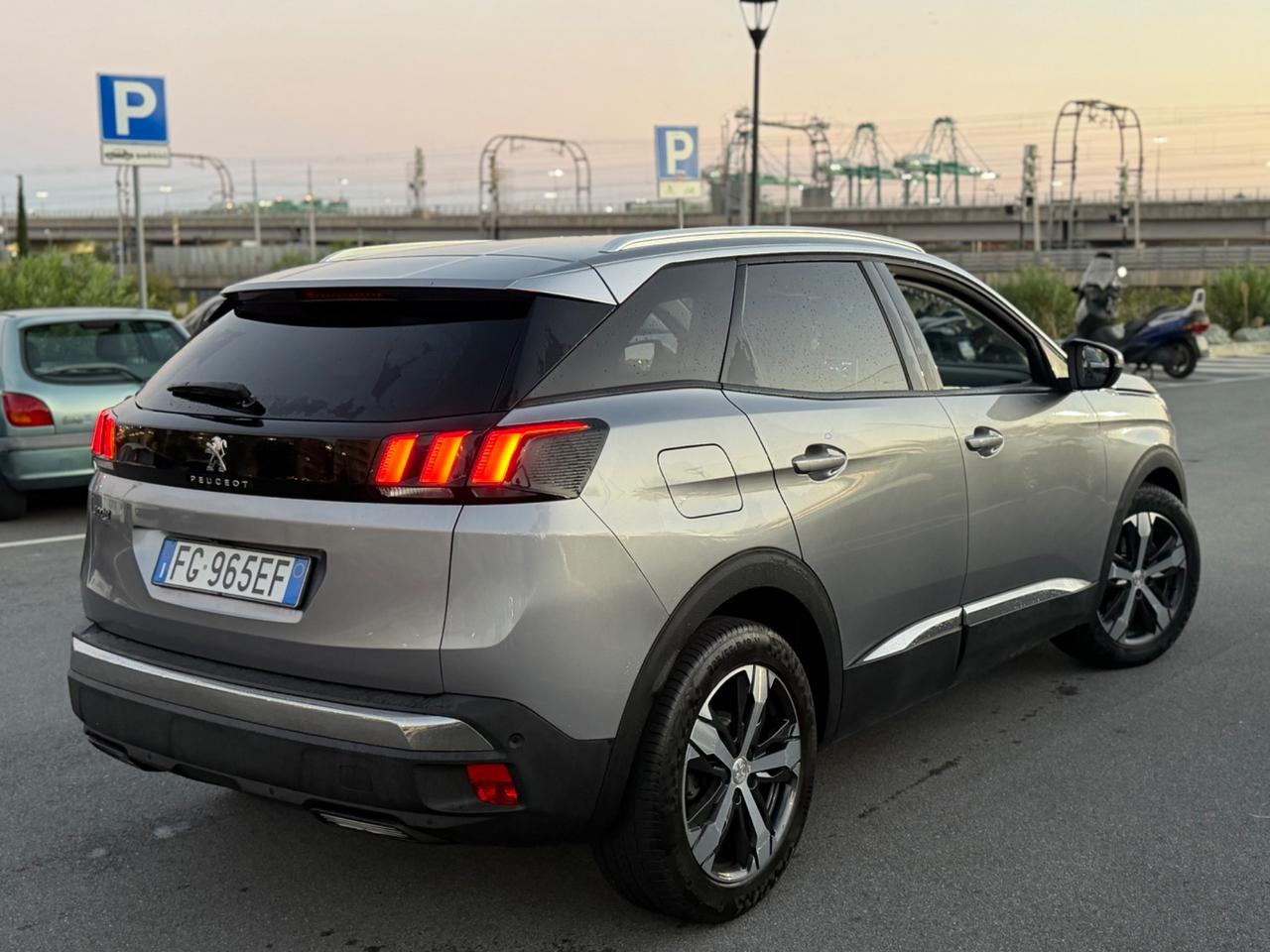 Peugeot 3008 BlueHDi 120cv - euro6 full extra