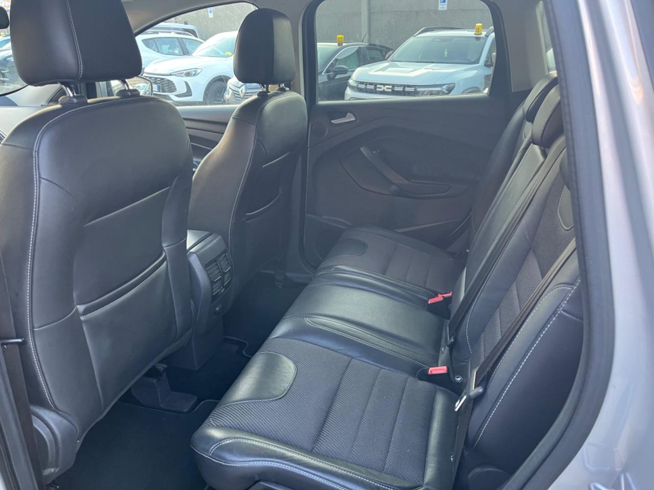 Ford Kuga 2.0 TDCI 150 CV S&S 4WD Titanium