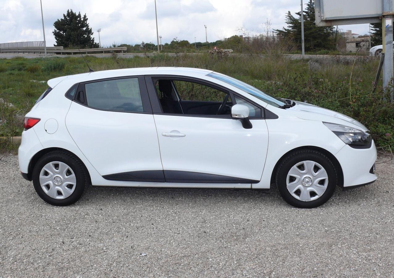 Renault Clio GPL 5 porte (M1227)