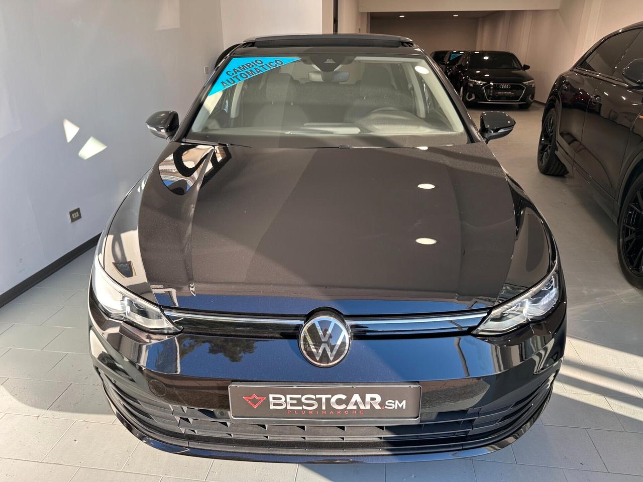 Volkswagen Golf 2.0 TDI 150cv. DSG *PANORAMA *MATRIX LED *R18 *VIRTUAL