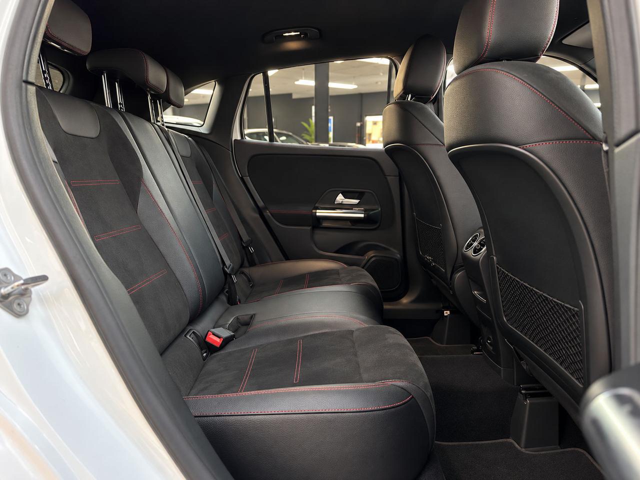 Mercedes-Benz GLA 200 200D #50899