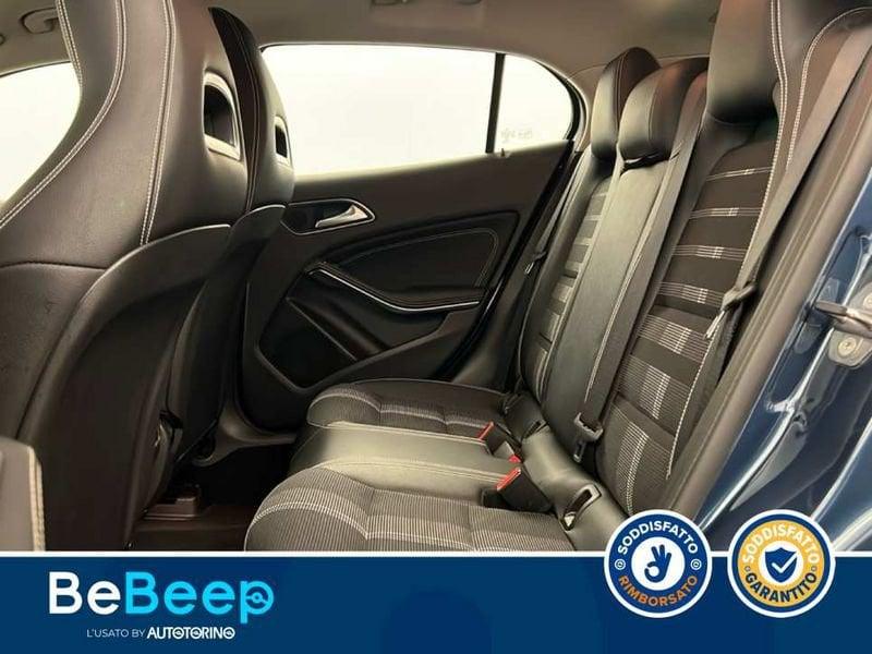 Mercedes-Benz GLA 200 D SPORT AUTO