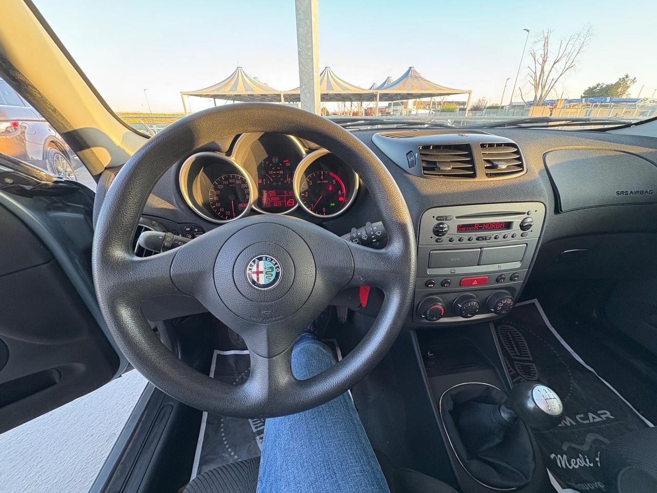 Alfa Romeo 147 1.9 JTD 115cv 153000KM!
