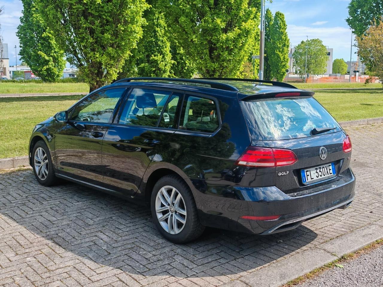Volkswagen Golf Variant 1.6 TDI 115 CV DSG Executive BlueMotion Tech.