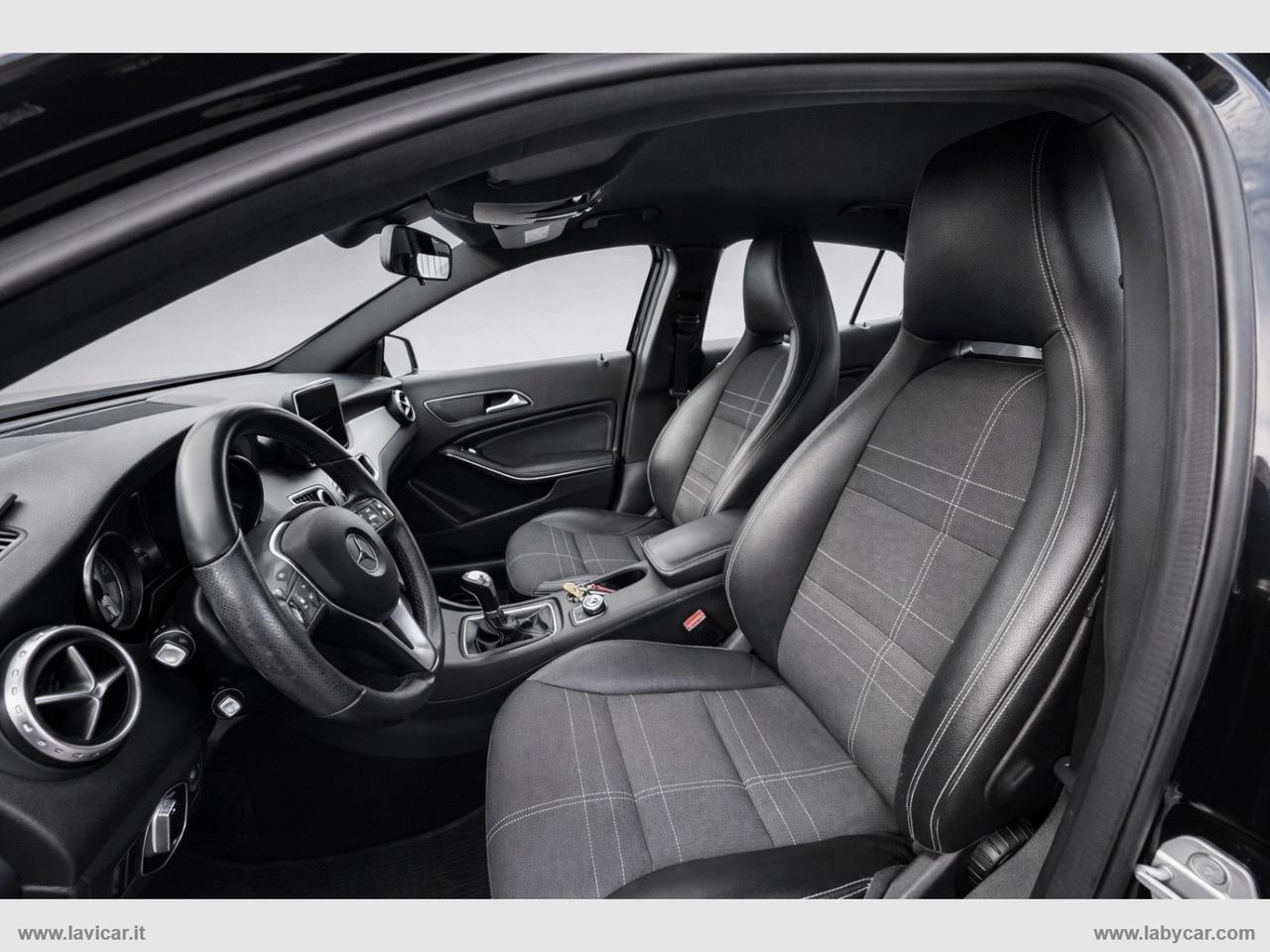 MERCEDES-BENZ GLA 180 d Premium