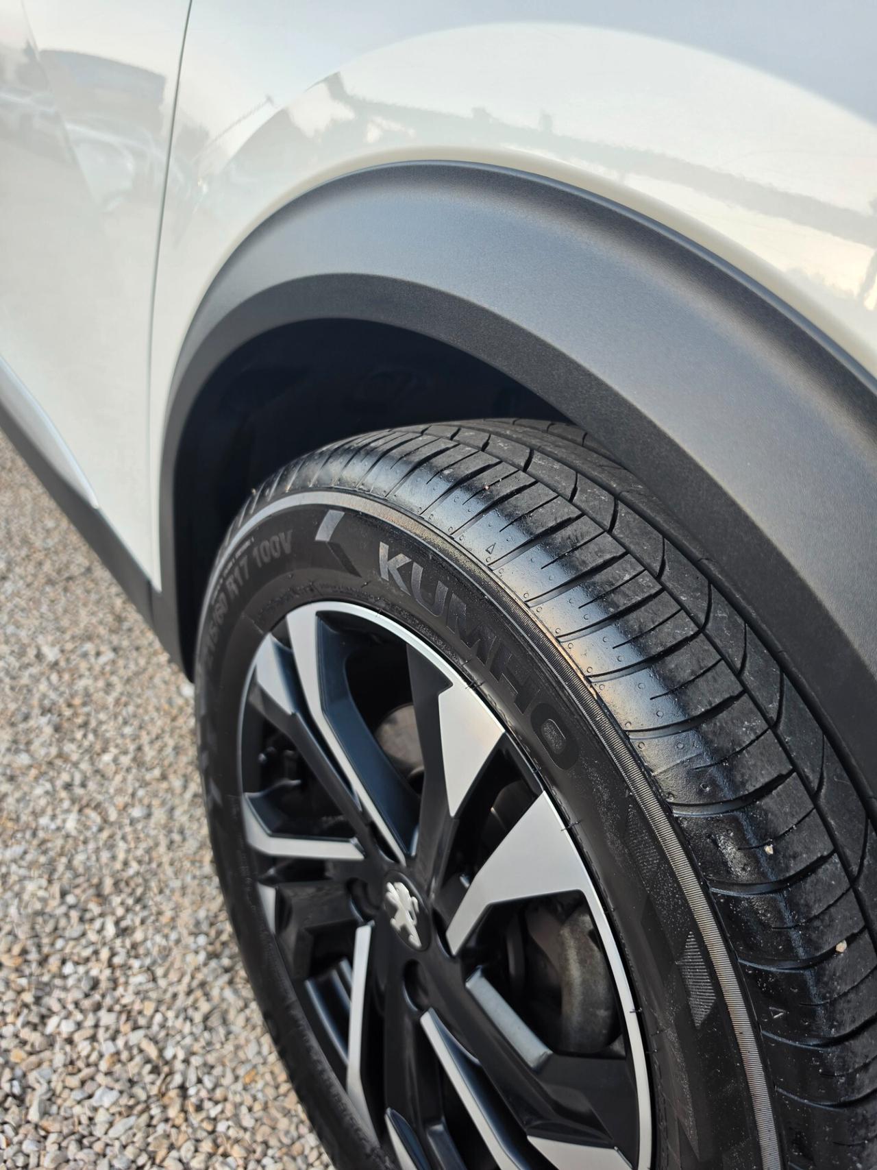 Peugeot 2008 PureTech Turbo 130 S&S Allure ok neopatentati