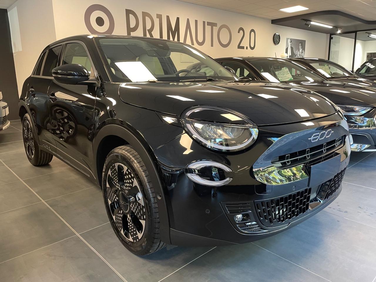 Fiat 600 Hybrid 110 CV DCT MHEV La Prima