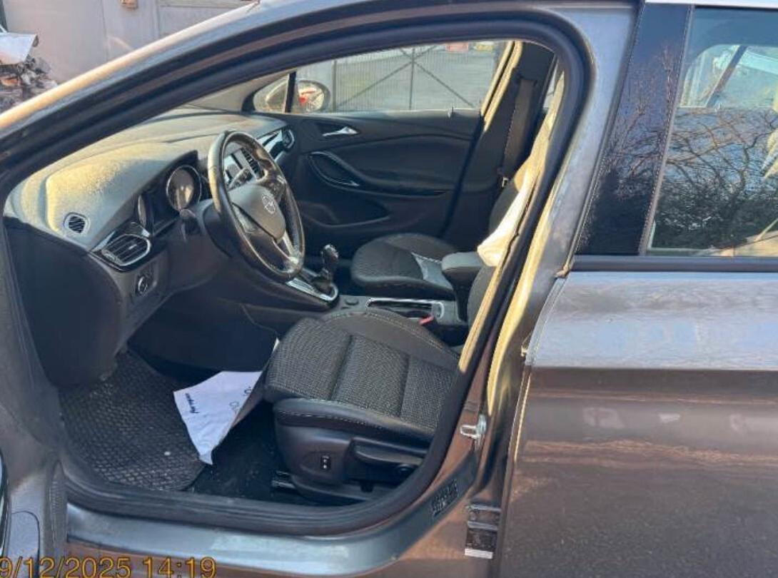 Opel Astra 1.5 Turbo Diesel 130 CV AT8 Elegance