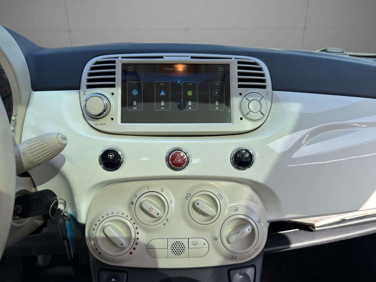 Fiat - 500 1.2 Lounge 69cv