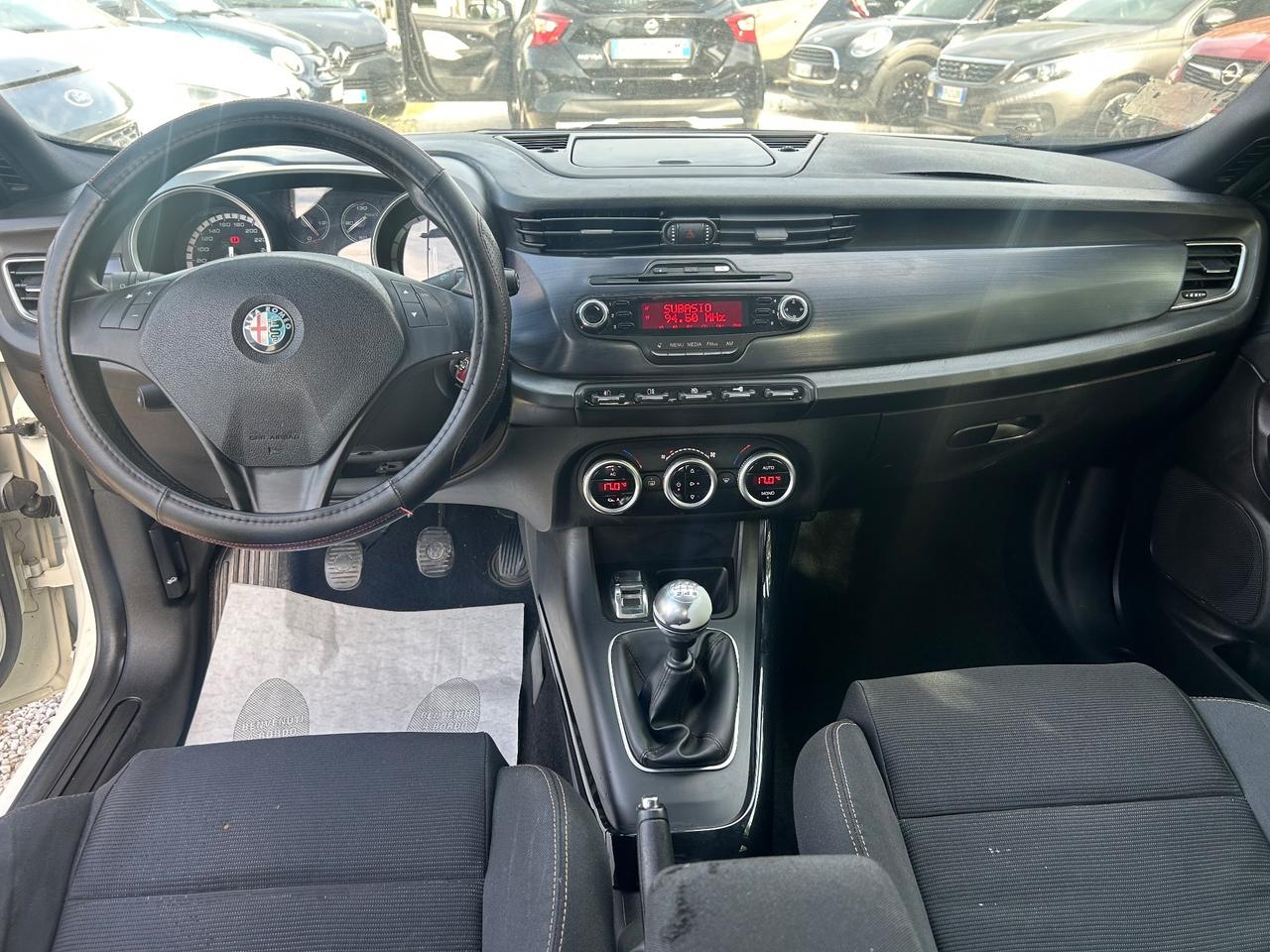 Alfa Romeo Giulietta 2.0 JTDm-2 Distinctive