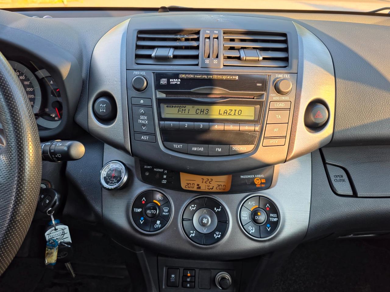 Toyota RAV 4 RAV4 2.2 D-4D 150 CV DPF Exclusive E5 Manuale 2010 4x4